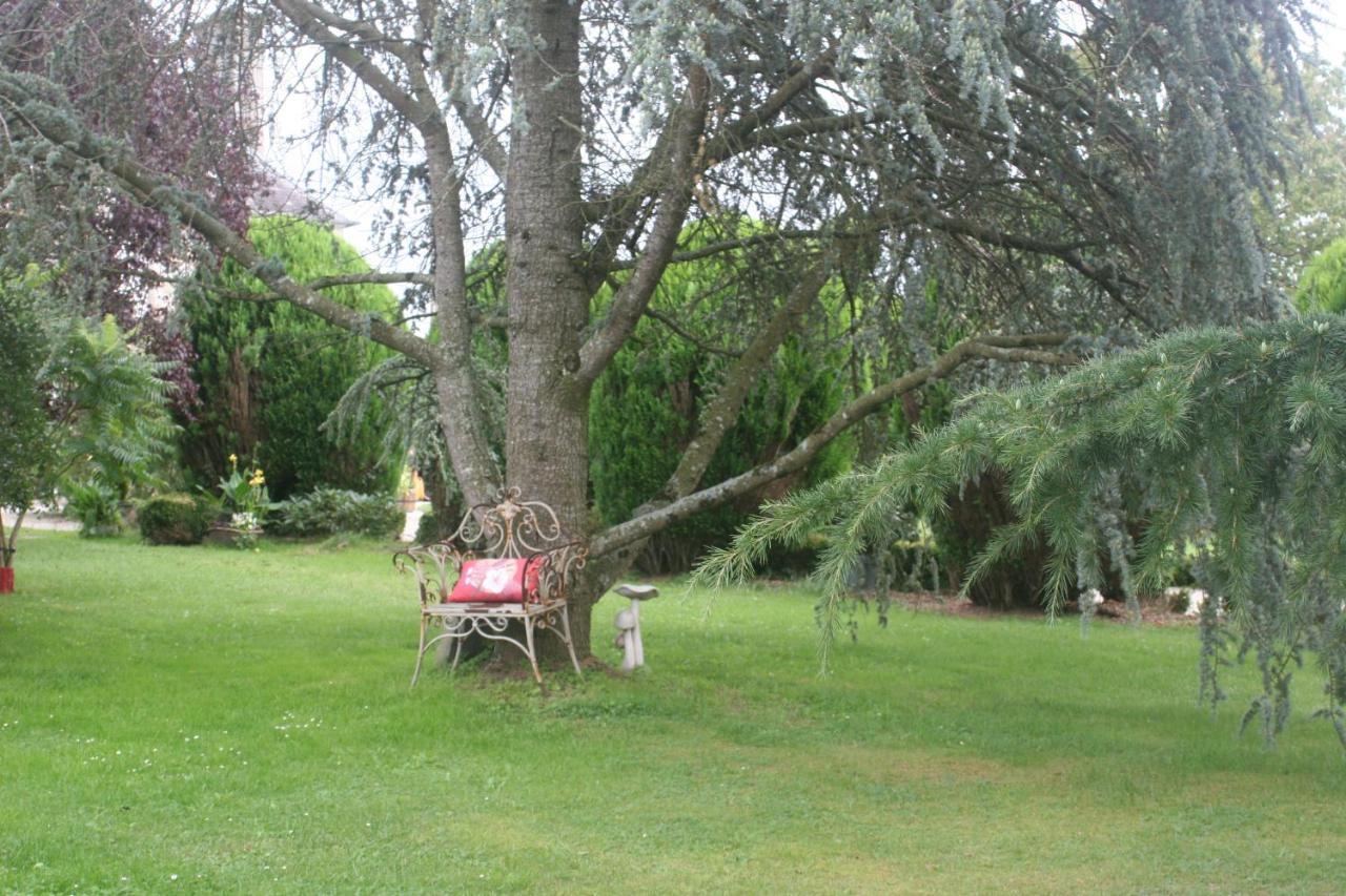 Les Sapins Apartment Beaumesnil  Exterior photo